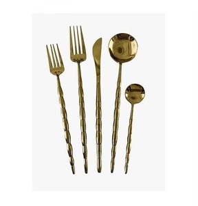 Ensemble de couverts en laiton fourni directement par l'usine, qui rehausse les expériences culinaires culturelles fondées sur la tradition et le bien-être - Product Image 3