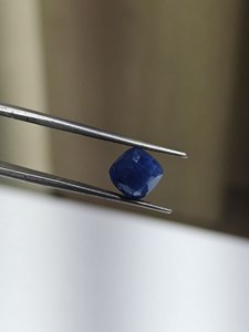 Piedra Preciosa Natural de Zafiro Azul Cuadrado de 5.35 ct de Primera Calidad para Joyería - Product Image 3