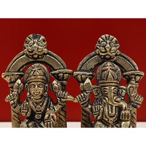 Escultura de latón de 2 pulgadas hecha a mano de la diosa Lakshmi y Ganesha - Product Image 4