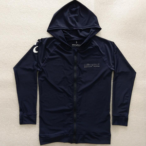 Haut de protection à capuche personnalisé pour homme adulte Star Works en Spandex/Polyester, imprimé par sublimation, UPF 50+, séchage rapide, confortable et respirant - Product Image 5