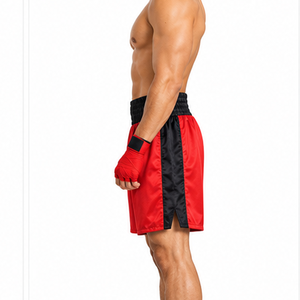Shorts de boxe rouges pour hommes avec panneau latéral noir, vêtements de combat athlétiques respirants pour l'entraînement et la compétition - Product Image 2