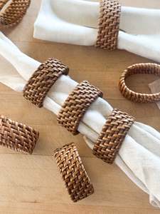 Lot de porte-serviettes en rotin naturel tressé faits à la main, écologiques et réutilisables, accessoires de décoration de table pour mariage rustique et fête - Product Image 2