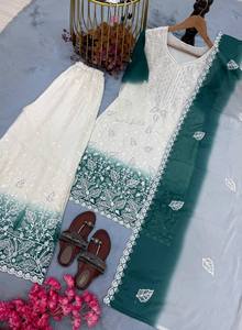 Ensemble de costume élégant en Georgette Star lourde, broderie bicolore, infroissable, séchage rapide, toutes saisons, avec haut Jarkhan orné de diamants et pantalon Plazzo - Product Image 1