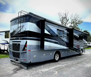 Wholesale Super Tiffin Phaeton Motorhomes Incredible Pricing for Your Next Adventure Road Trip and camping - Product Image 2