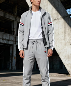 Conjunto Deportivo Unisex con Bloques de Color, Chaqueta con Cierre y Cuello Alto, Pantalones con Franjas Laterales, Forro de Malla Transpirable, Casual para Primavera y Otoño - Product Image 6