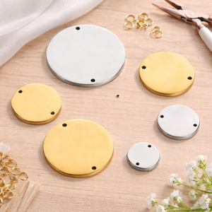 Etiquetas Rectangulares de Metal Pulido con Baño de Oro Personalizadas de Lujo, Diseño Grabado Profundo para Bolsos de Alta Gama y Muebles de Estilo Deportivo - Product Image 4