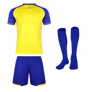 Vente en gros usine – Nouveaux ensembles de maillots de football personnalisés 2025-2026 en polyester coupe-vent et respirant – Noms d'équipes personnalisables – Meilleures ventes - Product Image 2