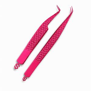 Pince à cils rose avec pointe lisse, outil de précision en plastique pour l'application des cils - Product Image 1