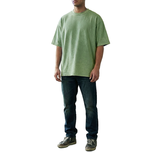Camiseta Ligera Oversize Estampada para Hombre con Lavado Ácido, Logotipo Personalizado, Ajuste Casual y Regular, Tejido 100% Algodón, Camiseta con Lavado Ácido - Product Image 3