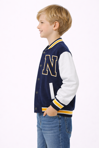 Blouson universitaire bleu marine et blanc pour garçons, style Little Champion, avec boutons-pression, col et ourlet côtelés - Product Image 2