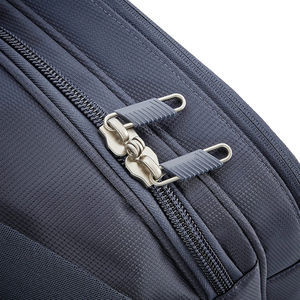 Sac de sport pliable en nylon de haute qualité avec impression personnalisée, sac de sport pour hommes en gros avec compartiment à chaussures - Product Image 4