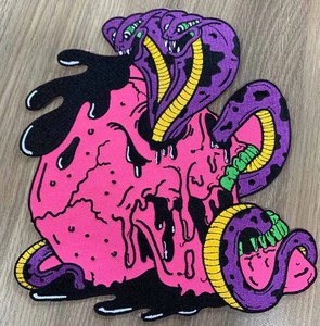 Parche de PVC Personalizado Hecho a Mano, Insignia de Goma Suave 3D con Logotipo para Ropa, Bolsos, Gorras y Accesorios - Product Image 1