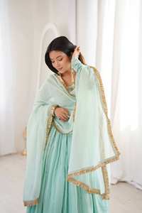 Lanzamiento del Nuevo Anarkali de Diseñador en Color Cian Pálido, en Georgette con Encaje de Espejo Real y Dupatta - Product Image 4