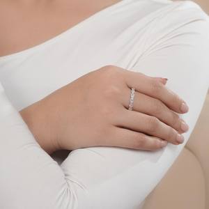 Anillo de Eternidad de Lujo en Oro de 18K con Diamantes Cultivados en Laboratorio de Corte Ovalado, Media Banda de Eternidad, Anillo de Boda con Diamantes Certificados - Product Image 3