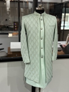 Sherwani de Seda Bordado en Verde Menta, Cuello Mandarín, Manga Larga, Ropa Formal, Diseño Tradicional, Cierre de Botones - Product Image 4