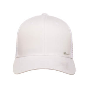 Casquettes de camionneur légères conçues pour une ventilation optimale, un confort et une tenue décontractée en extérieur - Product Image 2