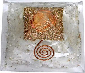 Générateur d'énergie Orgone en forme de pyramide de cristal avec bobine en cuivre et incrustation de Shungite, décoration d'intérieur, pierre de méditation Feng Shui, artisanat - Product Image 3