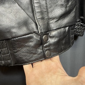 Blouson Bomber Moto Classique Américain Années 90 en Cuir Écologique Imperméable Respirant Coupe-Vent Décontracté Printemps Fermeture Éclair - Product Image 2