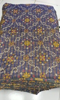 Tissu en soie pure de qualité supérieure imprimé numériquement pour les salwar kameez de créateurs et les kurtis ethniques, matière en soie à impression numérique de luxe, douce.