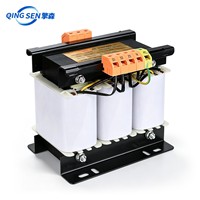 Transformator Isolasi Frekuensi Rendah Tiga Fasa Tipe Kering SG-1600VA Efisiensi Tinggi Gulungan Tembaga 50/60Hz Tipe Terbuka Untuk Penggunaan Industri