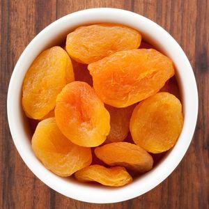 Abricots secs biologiques sucrés, traités par lyophilisation avec conservation à l'huile, export en vrac pour les marchés mondiaux des aliments et des collations - Product Image 5
