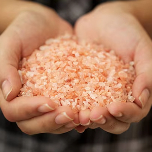 Tallas a granel de sal rosa del Himalaya vietnamita al por mayor para uso terapéutico en Spa culinario y hermosas artesanías decorativas - Product Image 1