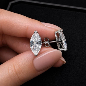Boucles d'oreilles clous en moissanite taille marquise, élégantes, solitaires, de luxe, pour femme, bijoux fins, cadeau de mariage, boucles d'oreilles scintillantes - Product Image 2