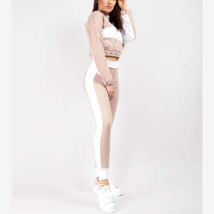 Ensemble de survêtement pour femme, deux pièces, tissu doux, respirant, coupe décontractée, pour la salle de sport, l'entraînement, la marche et les tenues décontractées quotidiennes, tendance - Product Image 4