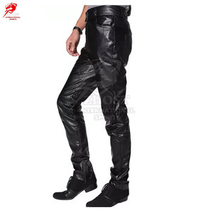 กางเกงหนังผู้ชายทรงโมเดิร์น ทนทาน ตะเข็บแข็งแรง ดีไซน์ยืดหยุ่น เหมาะสำหรับนักขี่มอเตอร์ไซค์และการสวมใส่ลำลองในชีวิตประจำวัน - Product Image 3