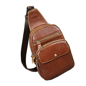 Sac à dos tendance pour la ville avec poche sécurisée, sangle réglable et design compact pour les voyages, la marche et les activités quotidiennes - Product Image 6