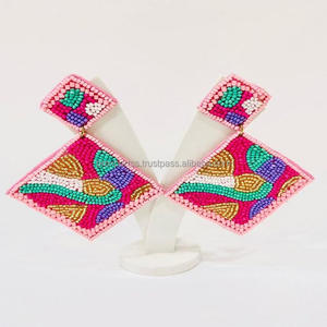 ต่างหูแฟชั่นสไตล์โบฮีเมียนลายดอกไม้ประดับลูกปัด เหมาะสำหรับงานปาร์ตี้ งานแต่งงาน ของขวัญ  สามารถสั่งทำขนาดได้ - Product Image 1