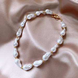 Collar de Perlas de Imitación Barrocas Extra Grandes, Gargantilla Exagerada con Hebilla OT, Collar de Clavícula, Famoso en Internet - Product Image 3