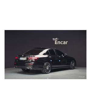 Mercedes-Benz E350 4MATIC AMG Line Clase E 2023 con Volante a la Izquierda, Caja de Cambios Automática, Asientos de Cuero, Cámara Trasera - Product Image 2
