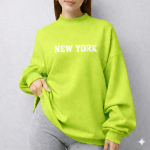 Sweat-shirt à col haut pour femme, conçu avec un tissu en polaire doux et une silhouette moderne, parfait pour un usage quotidien décontracté. - Product Image 2
