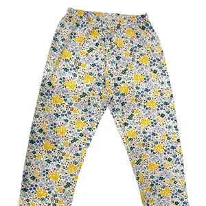 Pyjamas aus 100% Baumwolle mit bedrucktem Oberteil und Aufdruck können individuell in Indien hergestellt werden