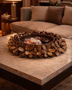Cuenco Metálico Hecho a Mano con Diseño de Hojas, Estilo Contemporáneo, Ecológico y Duradero para Decoración de Bodas - Product Image 4