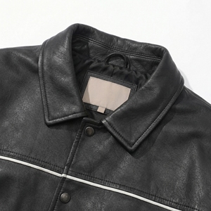 Chaqueta Bomber de Cuero con Ribete Blanco y Negro |   Chaqueta Bomber con Botones a Presión y Ribete |   Abrigo de Piel Sintética Estilo Urbano |   Fabricante OEM Personalizado - Product Image 3