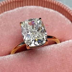 Anillo de compromiso de moissanita con corte cojín, anillo de compromiso con halo oculto, solitario de corte cojín, anillo de oro macizo con corte cojín, anillo de propuesta. - Product Image 1