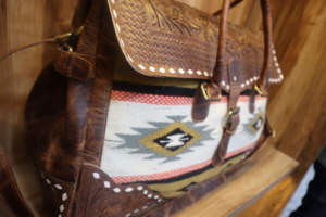 กระเป๋าเดินทางหนังแท้สไตล์ตะวันตก ลายแอซเท็ก สำหรับวันหยุดสุดสัปดาห์ กระเป๋าเดินทางสุดหรู - Product Image 6