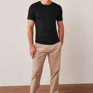 Camiseta de Hombre de Algodón Tejido de Alta Calidad, Color Negro, Personalizable, Económica, Cuello Alto, Corte Regular, Ecológica, para Gimnasio - Product Image 3