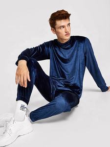 Nuevo 2024 azul marino Cool Boy logotipo personalizado hombres terciopelo sudadera y pantalón en blanco liso Top clasificado diseño personalizado chándal - Product Image 3