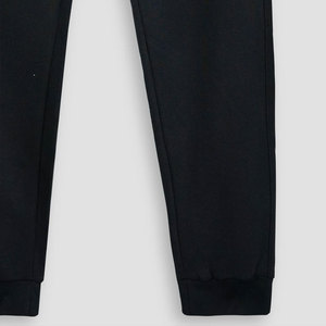 Pantalon de survêtement pour homme, couleur noire, confortable, tendance, respirant, nouveau design, taille élastique, poches latérales, prix raisonnable, vêtements décontractés - Product Image 3