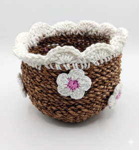 Cesta POPPY BASKET Tejida a Mano de Jacinto de Agua, Cesta Decorativa de Flores de Ganchillo, Organizador de Almacenamiento, Decoración Natural Hecha a Mano para el Hogar, Ecológica - Product Image 3