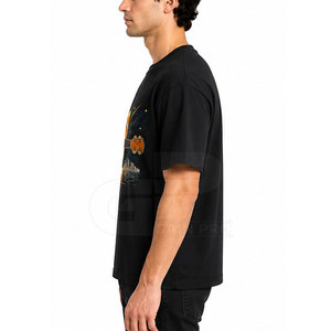 Camiseta de Algodón con Estampado Reflectante para Hombre, Estilo Urbano y Moderno, Diseñada para Comodidad y Moda - Product Image 6
