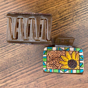 กิ๊บหนีบผมหนังแกะลายมือสไตล์วินเทจสำหรับเด็กผู้หญิงกิ๊บหนีบผมแบบปรับแต่งโลโก้ได้ตามต้องการ2025 - Product Image 6