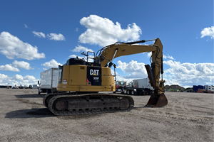 Potente Excavadora de Orugas 335F LCR Modelo 2015 para Excavación, Nivelación y Preparación de Terrenos - Product Image 3