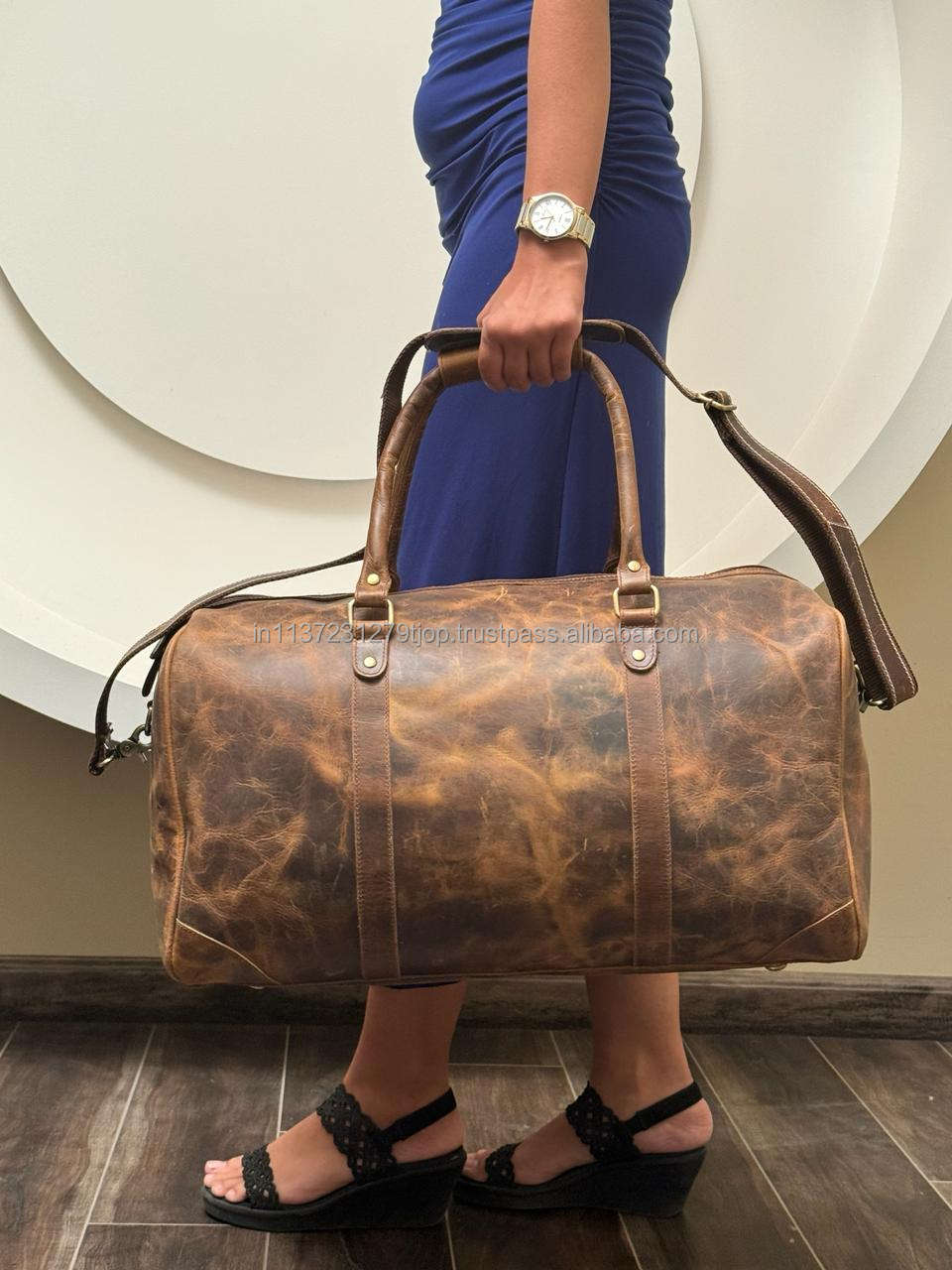 สีน้ำตาล