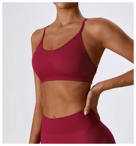 Soutien-gorge de sport pour femme en promotion – Haute qualité, extensible dans 4 directions, respirant, écologique, élasticité moyenne, XS personnalisable à l'avant - Product Image 3