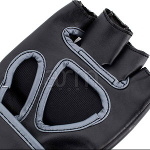 ชุดฝึกซ้อมต่อสู้ ถุงมือ MMA ผลิตอย่างมืออาชีพ ถุงมือ MMA วัสดุทนทาน ถุงมือ MMA - Product Image 5