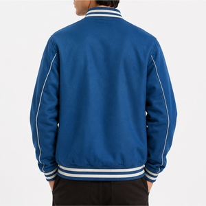Veste universitaire personnalisée pour homme, boutons pression, style universitaire moderne, confortable pour un usage quotidien, veste tendance inspirée, veste universitaire classique - Product Image 2